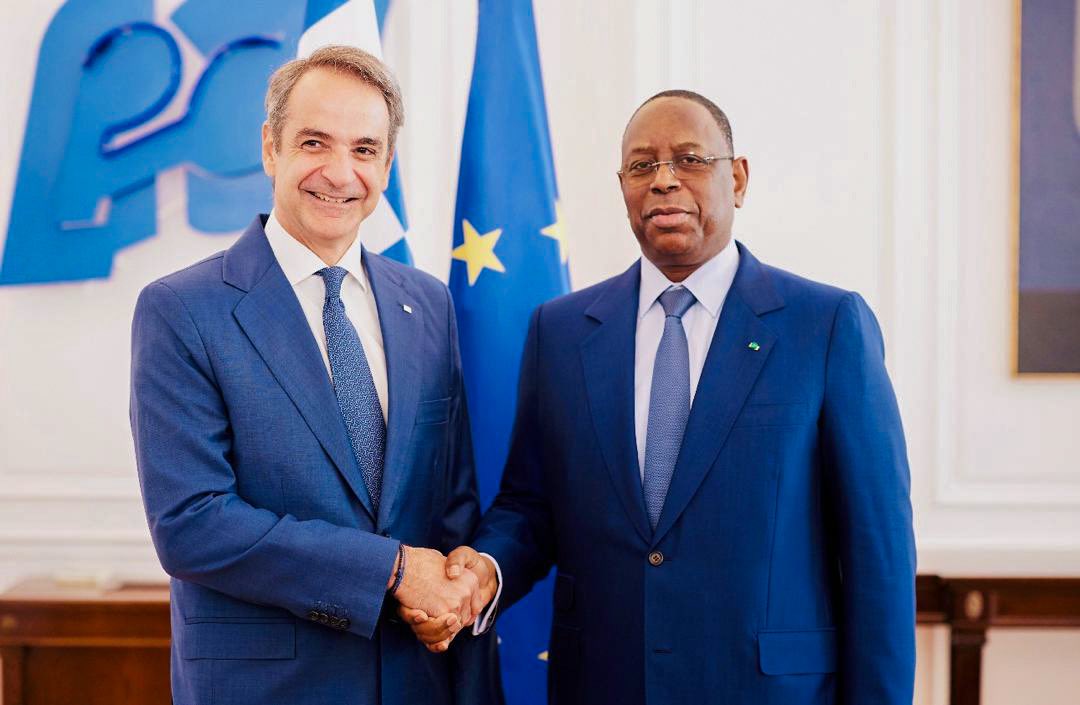 Macky_Sall's tweet photo. Je remercie vivement le Premier Ministre Kyriakos Mitsotakis de la Grèce pour son accueil chaleureux et notre entretien convivial ce 02 juillet 2026, en compagnie du Ministre des Affaires étrangères Giórgos Gerapetrítis, dans le cadre de ma candidature au poste de secrétaire général des Nations unies. 

Je me réjouis de nos échanges approfondis sur divers sujets, y compris la coopération pour le développement. J’apprécie beaucoup notre convergence de vues sur le rôle que doit jouer l’Organisation mondiale dans le contexte critique du multilatéralisme contemporain.