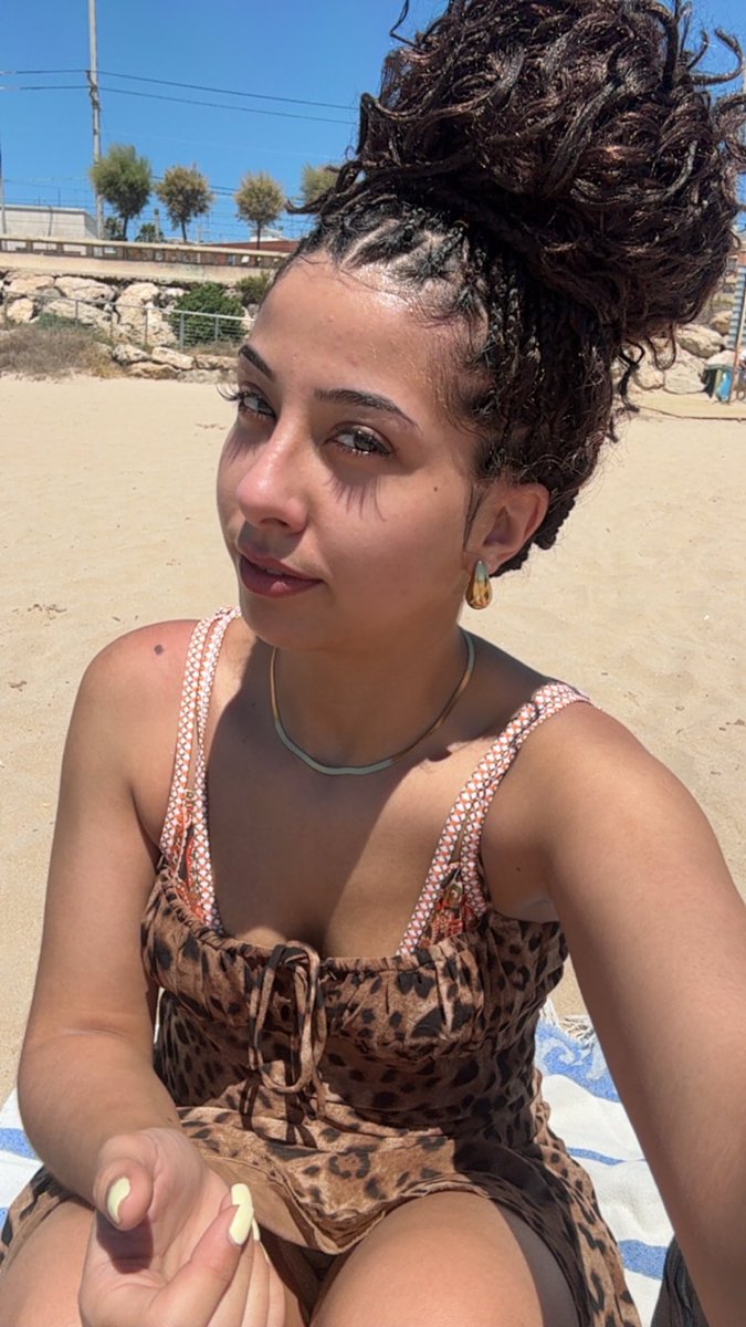 NourDeesse_'s tweet photo. Déesse à la plage 🥰 https://t.co/c4SHU1Fxwh