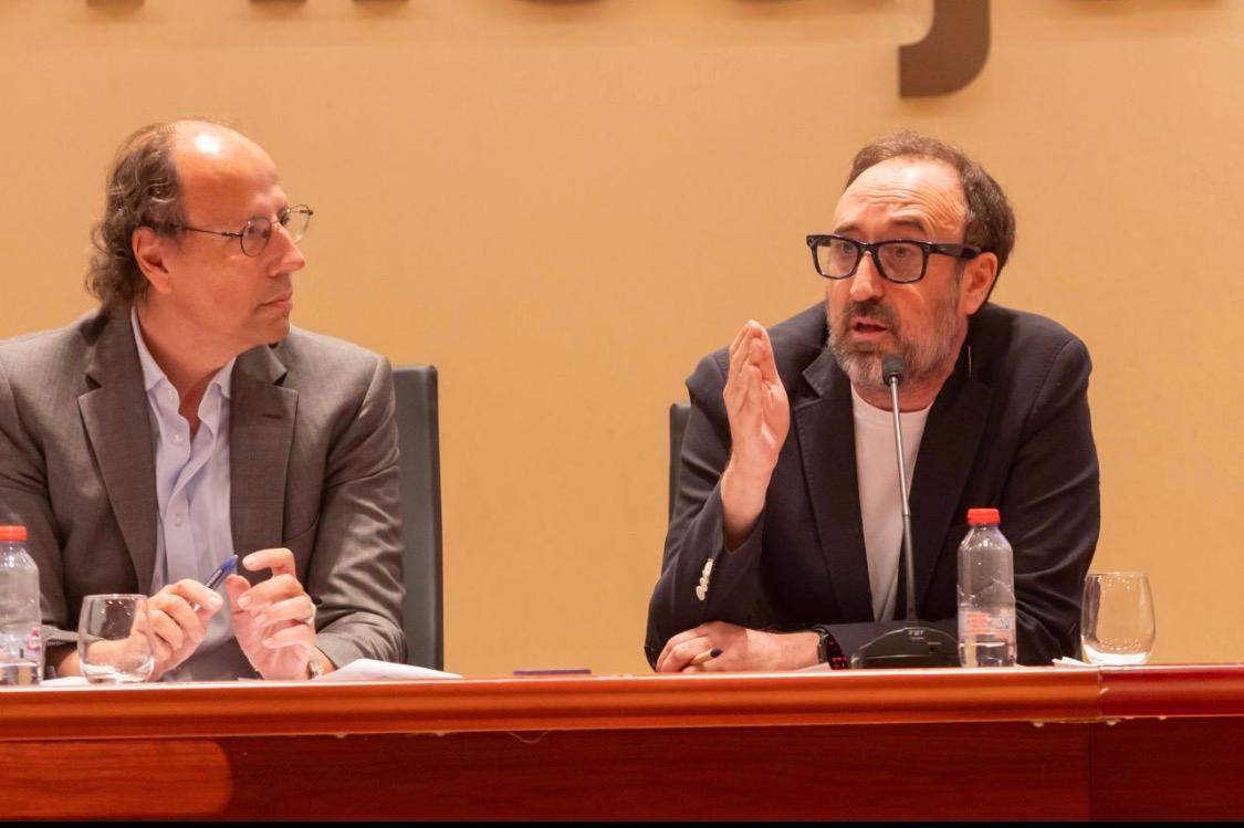 sindicatofetico's tweet photo. Nuestro Secretario General, Antonio Pérez Rodríguez, participó en el Encuentro @ForoRRHH Málaga en la keynote sobre IA, absentismo y relaciones laborales.

En #Fetico impulsamos unas relaciones laborales innovadoras, con las personas siempre en el centro.

#SindicatoModerno https://t.co/UcFQzNXFzf