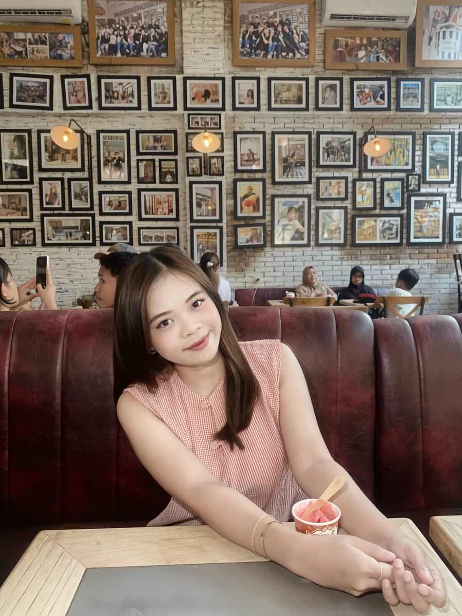 notdineyy's tweet photo. hi https://t.co/LOmJCDXzbD