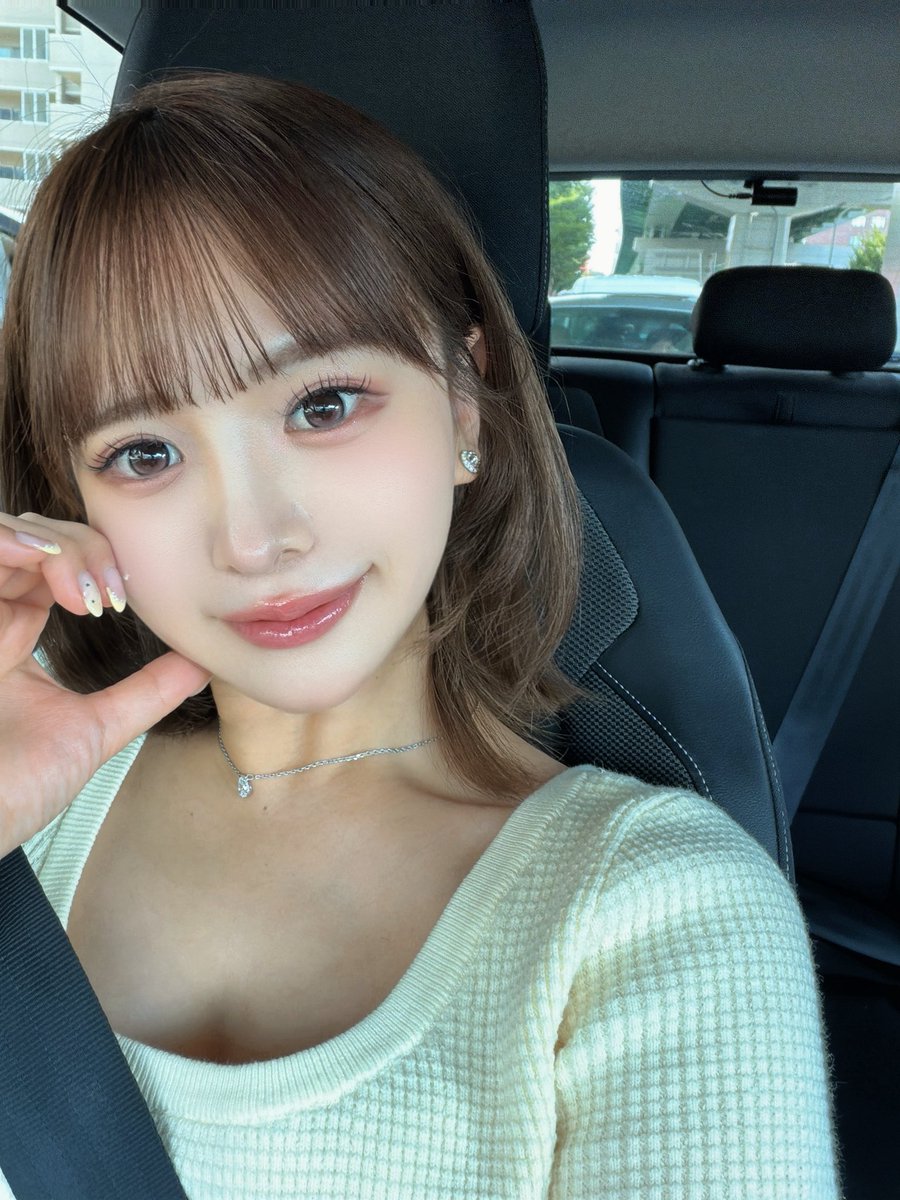 kanaco1114's tweet photo. 自撮りと他撮り📸🤳

どっちが好きですか🫣💗？ https://t.co/VG0Y9c0JKh