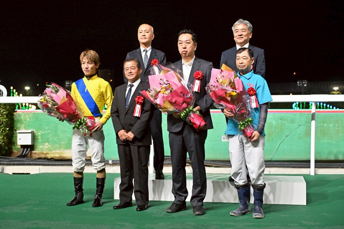 funabashi_keiba's tweet photo. 船橋11Rで行われた桑島孝春記念は､2番人気の大井･グーデンドラークが直線でゼアシュネルとの追い比べを制して1馬身半差の勝利👏🎊
本田正重騎手は「桑島さんには現役の時からとてもお世話になっていたので勝てて嬉しいですね｣とコメント☺️
おめでとうございます!

#船橋ケイバ https://t.co/xKdFL4WsJx