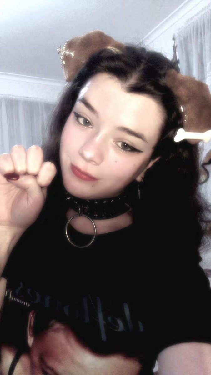 corruptpupkiddo's tweet photo. I'm also a certified puppy girl now ♡ should I make this account back up and running again? https://t.co/PimKIdQVXW
