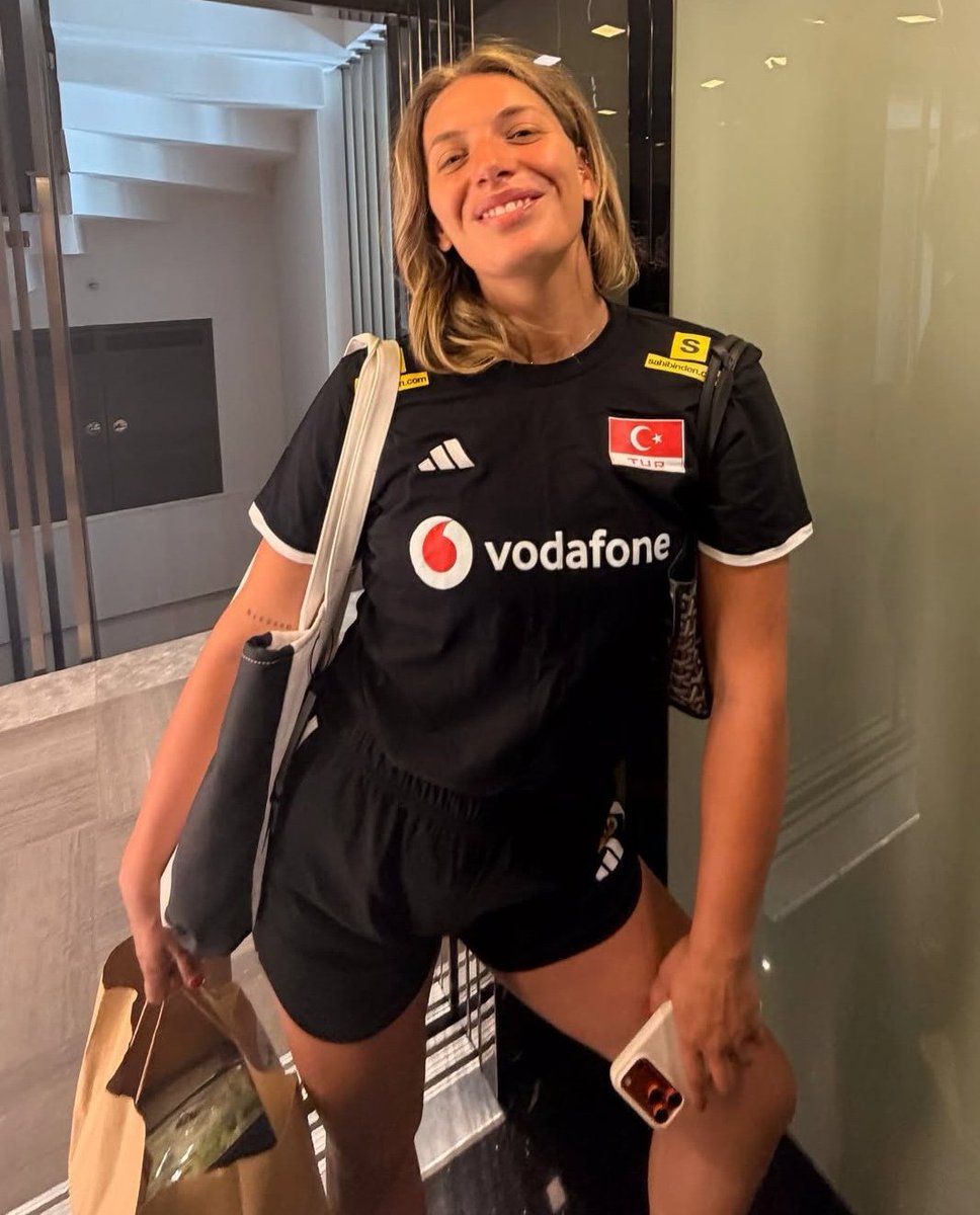gibbybaris's tweet photo. 📸 Cansu Özbay https://t.co/b1Z8ZqNrJ5