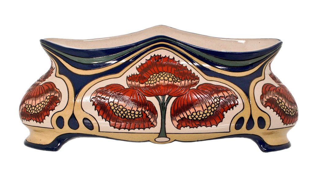 NouveauDeco's tweet photo. Art Nouveau jardinière from 1905 by Villeroy &amp; Boch, Mettlach, Germany. https://t.co/rd5W8Frc8N