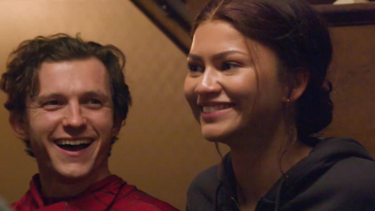marvel_updat3s's tweet photo. Tom Holland and Zendaya on the set of ‘SPIDER-MAN: BRAND NEW DAY’ https://t.co/h7tZLewidy