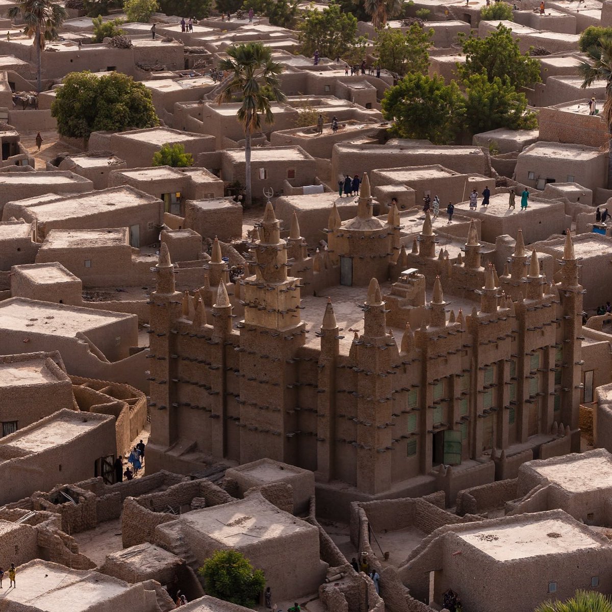 Joe__Bassey's tweet photo. Pure African traditional architecture from Mali 🇲🇱 https://t.co/gJlCKmWGGA