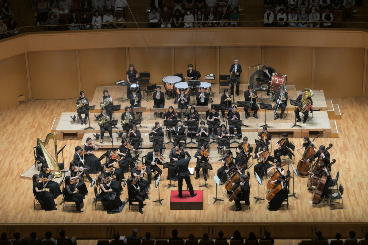 ac_orchestra's tweet photo. 📅7/2(木)
第99回定期演奏会

ソリストアンコール

🎵 ガルテル/首の差で

🎵フォスター/金髪のジェニー
(ヴァイオリン:石田泰尚・小森谷巧）

オーケストラアンコール
チャイコフスキー/バレエ音楽「白鳥の湖」組曲より「ナポリの踊り(後半)」

本日はご来場誠にありがとうございました！

感想や応援コメントはハッシュタグ（#）#ACO99 をつけて是非投稿をお願いします！

#ACO #愛知室内 #愛知室内オーケストラ #ACO定期
#ACO99 #原田慶太楼 #石田泰尚