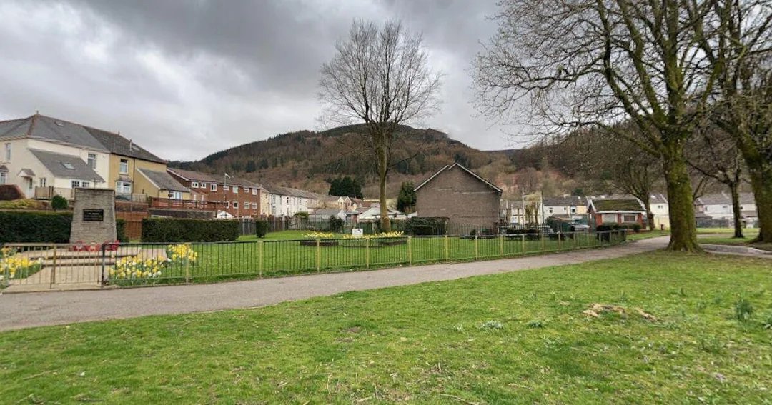 ImtiazMadmood's tweet photo. Horror in UK village as girl, 12, 'kidnapped and sexually assaulted'. Police arrested a 35-year-old man from Lancashire following the incident. Little girl has been reunited with her family.

Treherbert is a former mining village at the head of the Rhondda Fawr valley in South Wales. The force has also sought to reassure the public after rumours circulated about a second child allegedly being abducted.

Every single day. If the Police and the Government do not put a stop to this there will be vigilantism and domestic terrorism nationwide.

I don’t blame the younger generations for choosing to not have children. We have dropped off a societal cliff. There are way too many very very sick people around.

We are a country that advises people not to travel to Afghanistan but at the same time welcomes people on mass from Afghanistan. We inherent their social problems because of this.

And I'm not saying this man is from Afghanistan but we'll find out in a few months, when the courts find him guilty and our outrage is contained.