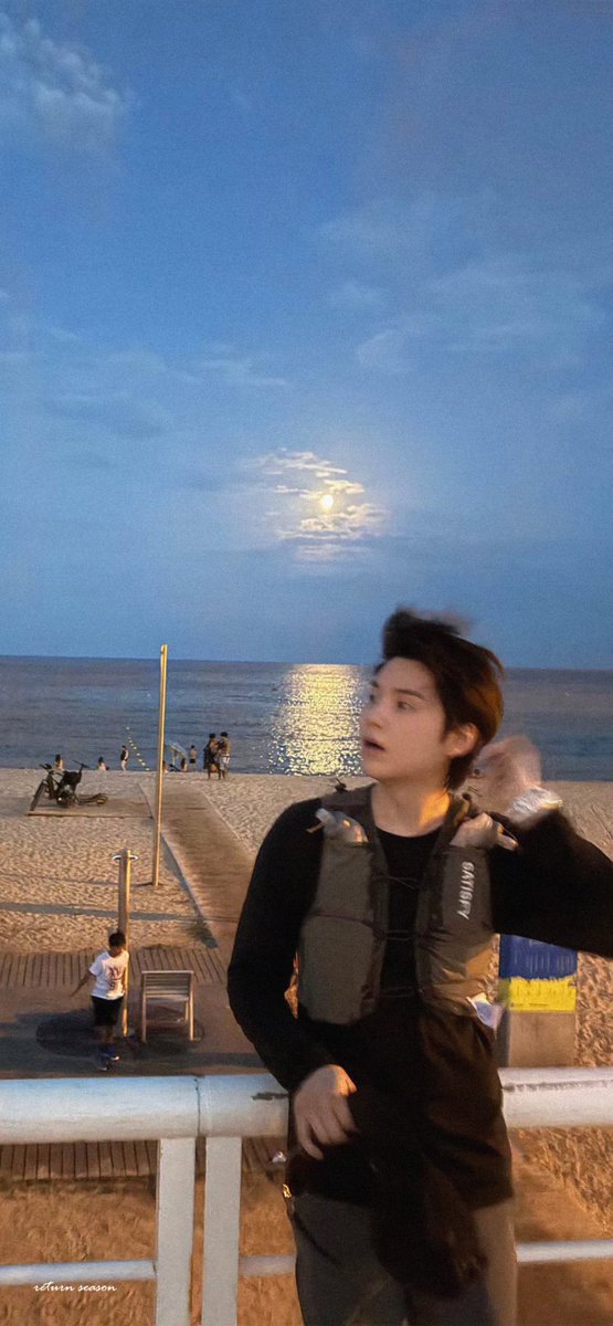 return_season's tweet photo. [요청] 260702 윤기 인스타

2340*5064 https://t.co/W7AInFpCMx