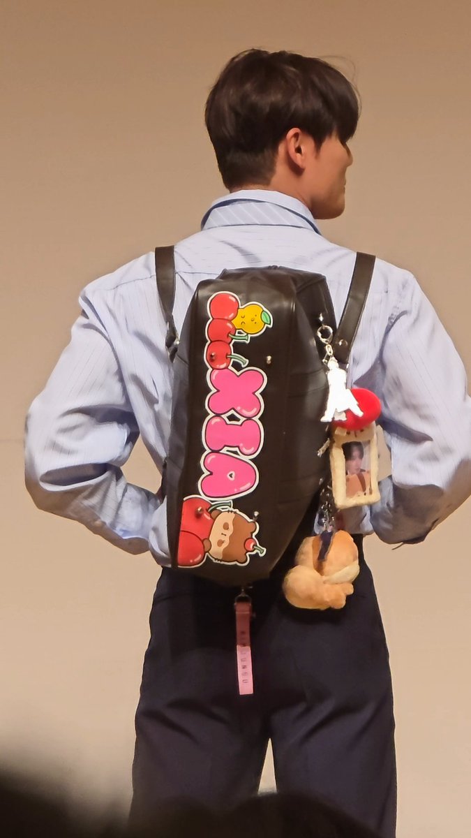 wa_cco's tweet photo. ほんと今日の衣装大正解💯 https://t.co/nqthtBPrGs