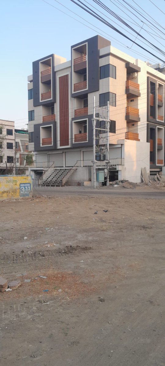 HKVResidents's tweet photo. In Hare Krishna Vihar. Nipania, transformers have been installed vertical to road and blocked compete footpath. Footpaths were meant for pedestrians however now allows building owner to use as personal parking. 
#Call1912 #CustomerCareExcellence #Mppkvvcl #Mpebindore #Westdiscom https://t.co/BrTnbkzmrV