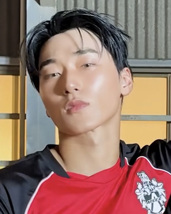 heartinsani's tweet photo. THAT FACE OH MY GOD https://t.co/rTdftihOR4