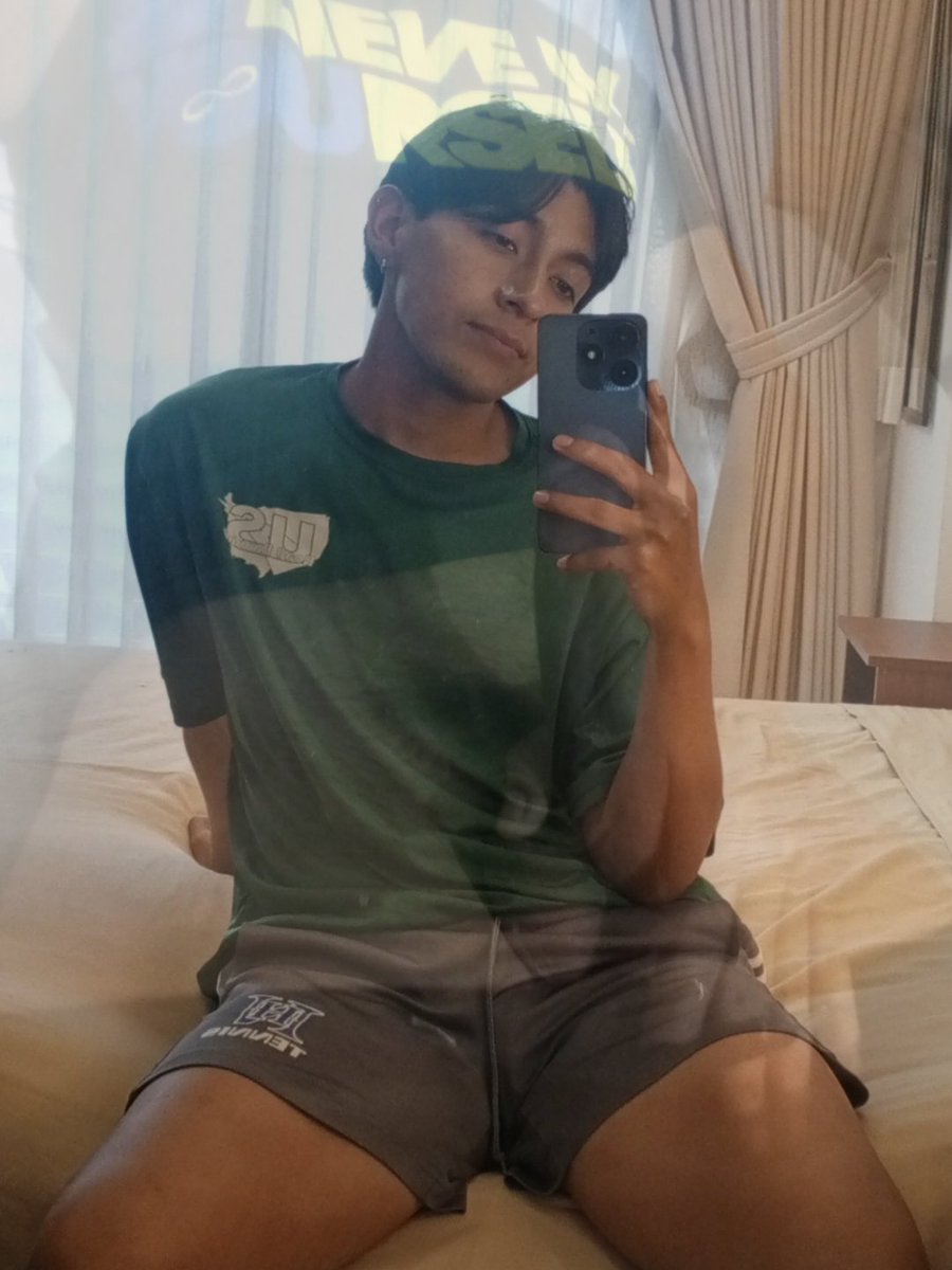 Alejoooooo0's tweet photo. Así era? 🫪 https://t.co/PLbNTouRhb
