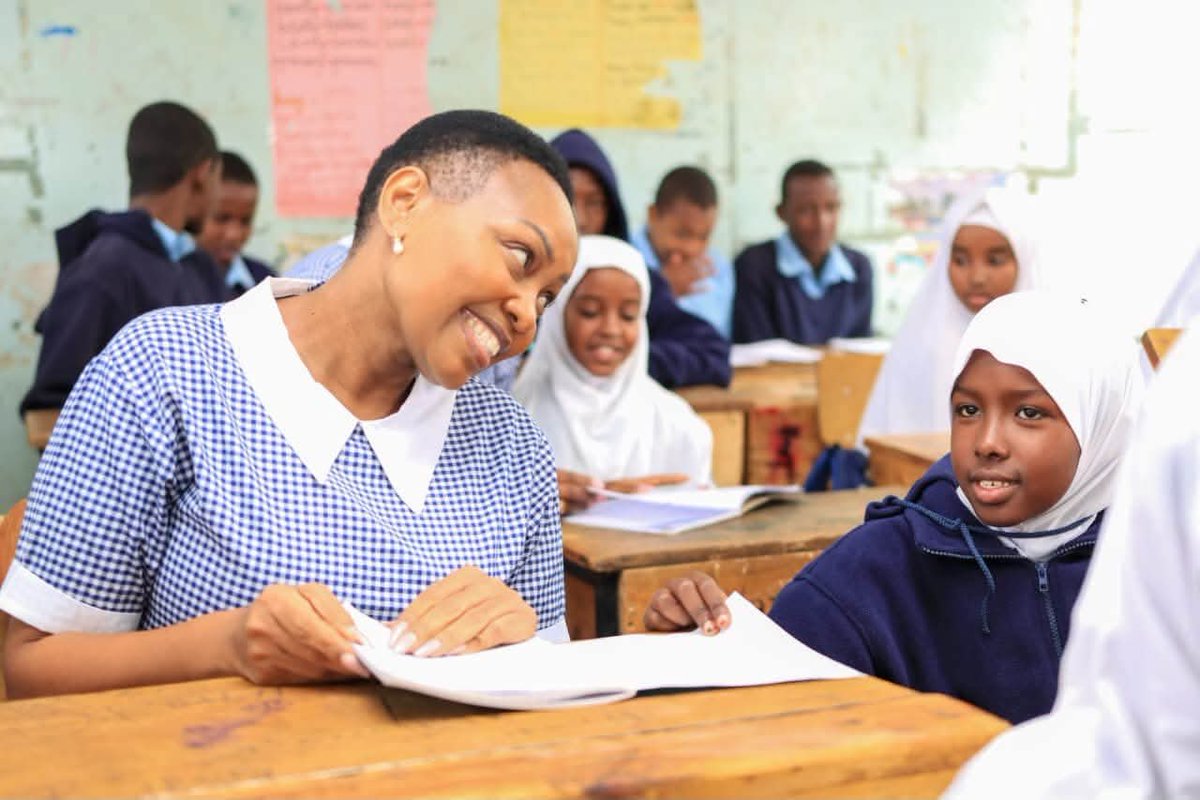 WiLeadership_KE's tweet photo. Mama miradi, Millicent Omanga launches Free Omanga care sanitary towels initiative.
The initiative aims to ensure that no girl misses school because she cannot afford sanitary towels.
#BecauseWomenCAN
#MamaMiradi https://t.co/mIRhuKBTtI