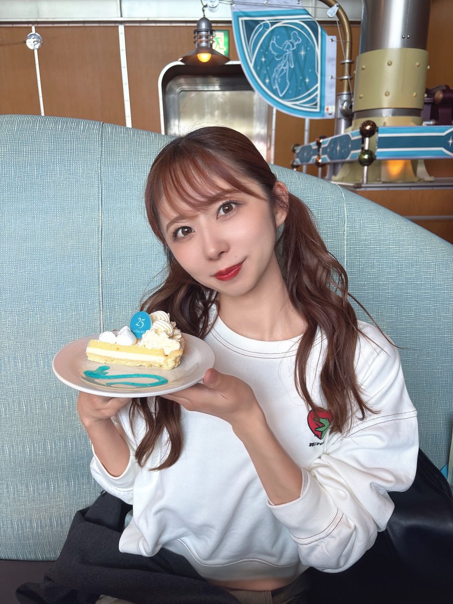 ayaka_o1106's tweet photo. みんなでせーの！
おはよう！ https://t.co/7Czb2aVGSI