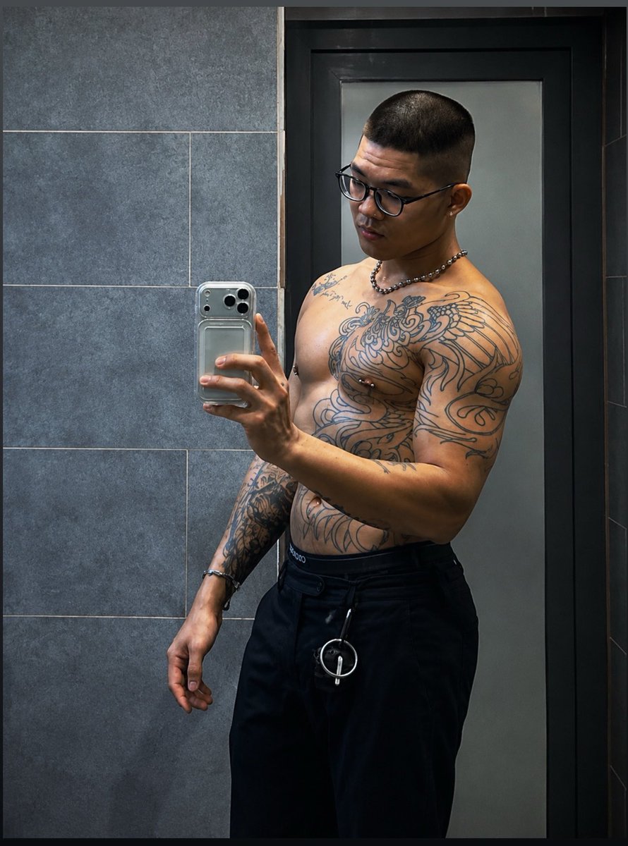 phuc14th05's tweet photo. Vitamin Gym ^^

 Da ngâm nên dâm ^^ https://t.co/GpwyvVv0nC