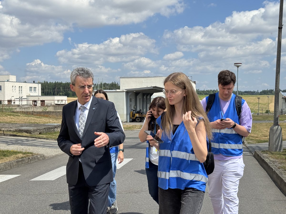 petr_kadner's tweet photo. Měli jsme příležitost přivítat v PBS skupinu ukrajinských novinářů a představit jim naši společnost i výrobní závod ve Velké Bíteši.

Věřím, že osobní návštěva řekne o českém průmyslu více než desítky prezentací. Otevřená diskuse přímo v místě, kde vznikají naše technologie, je vždy tou nejlepší vizitkou.