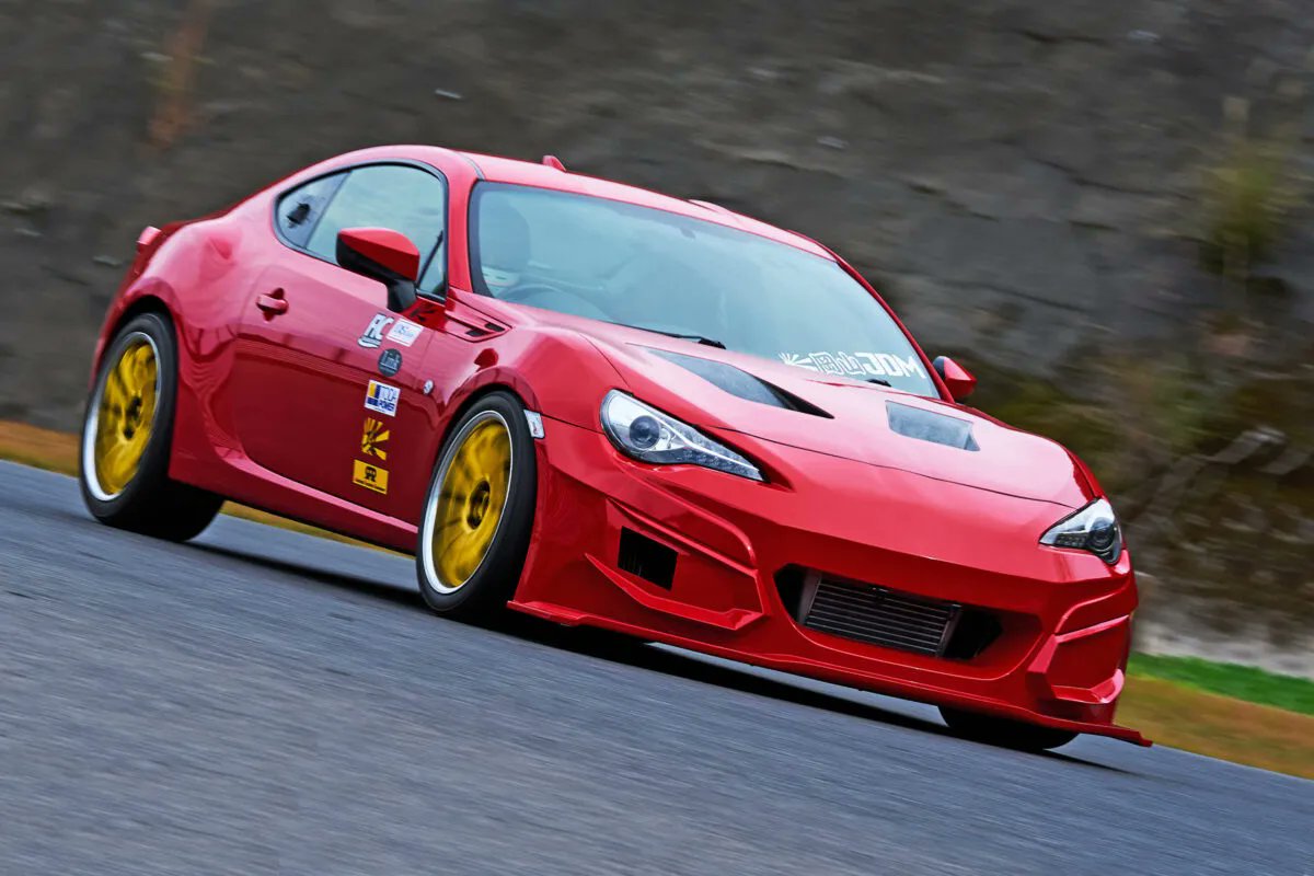 TunedCarsJapan's tweet photo. 「もうシルビアを探さなくていい!?」先代86＆BRZの460馬力仕様がコスパ抜群すぎる！
https://t.co/X8v1kJicxW

車両代込み400万円で手に入るコンプリートという提案
ターボ化＆フルコン制御で465ps＆51kgmを発揮！ https://t.co/oDhME00wCi