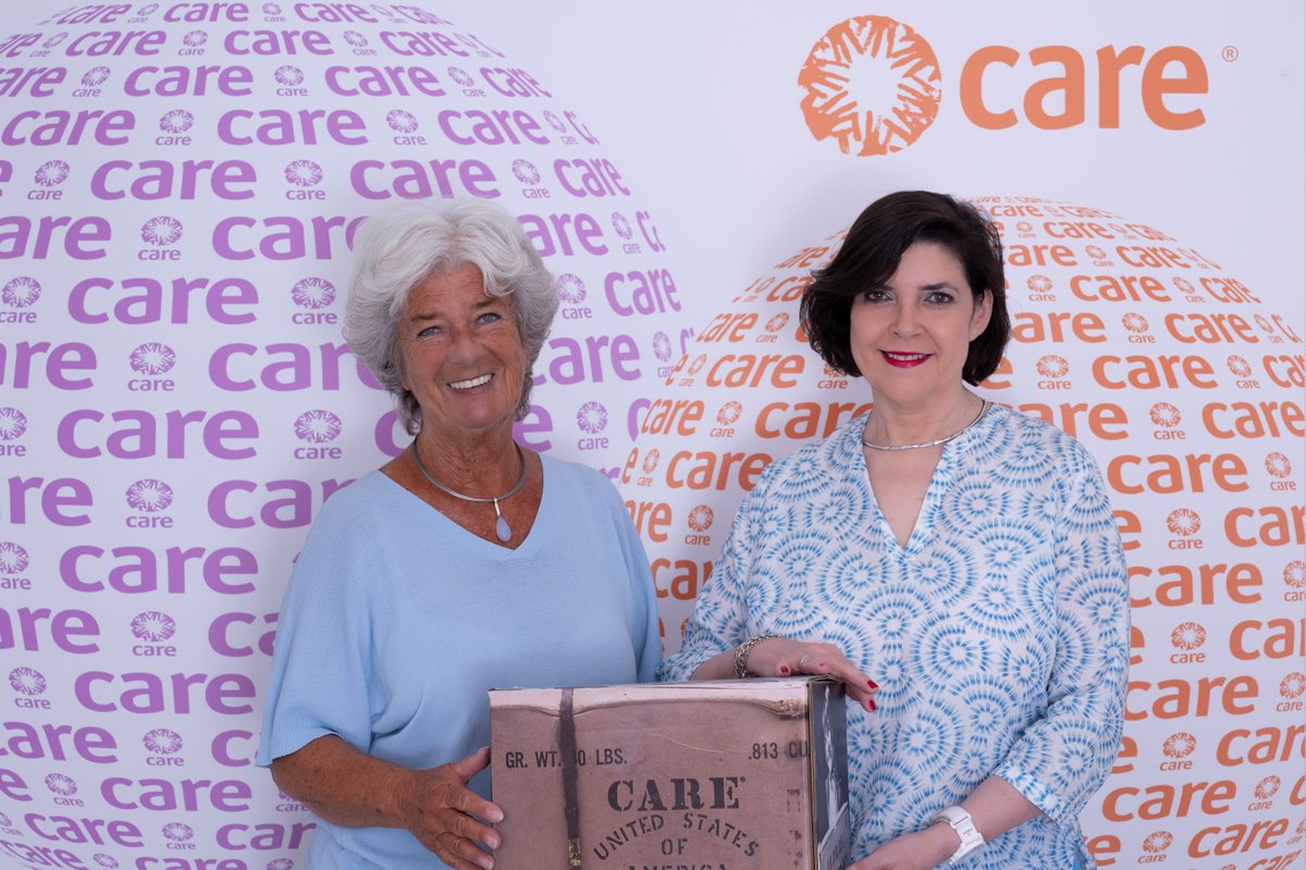 careAustria's tweet photo. Was bedeutet #Liberalismus heute wirklich? Warum bringt uns ein schlechtes Gewissen oft weiter als jeder Appell? Darüber u. mehr spricht im #Podcast Dr. Andrea @BarschdorfHager mit der ehemaligen dritten Nationalratspräsidentin Dr. Heide Schmidt: https://t.co/QgnKXOFIA7 https://t.co/bBJCYFEAv1