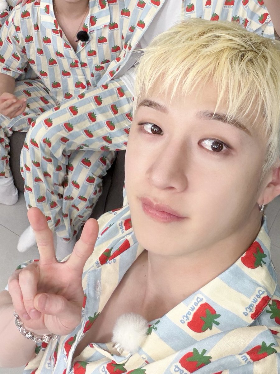 📸 | SKZ CODE Ep.101 Travel Log in Busan SKZ-BEHIND #BangChan
