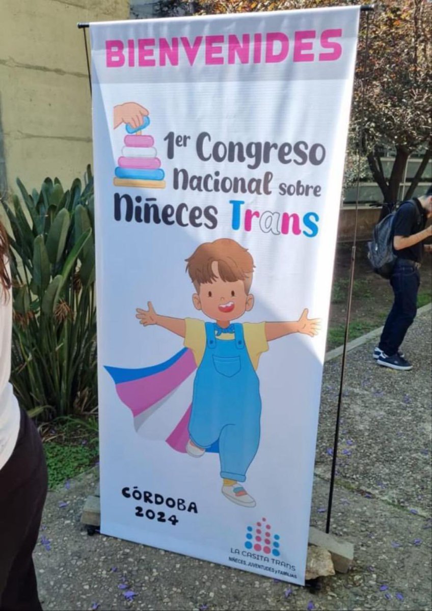 ResidentRaptor's tweet photo. @maxiferraro No tiene nada de malo ser gay, ero ser un degenerado es otro tema. Dejen de celebrar/permitir/ignorar estos temas y apunten contra los enfermos en esa organización o vamos a asimilar que ustedes lo saben pero no los denuncian por complicidad. https://t.co/8hrNBgbOoa