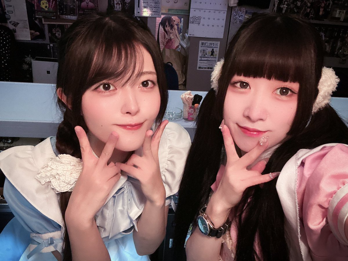 Miracle_Palette's tweet photo. みらくるぱれっとオープンなのです🎀

本日しぃな🍓りか🪼でお待ちしているのです(՞ .ˬ.՞)"

雨で足元悪いですが気を付けてお越しくださいなのです❣️ https://t.co/1EzCC2GQwv