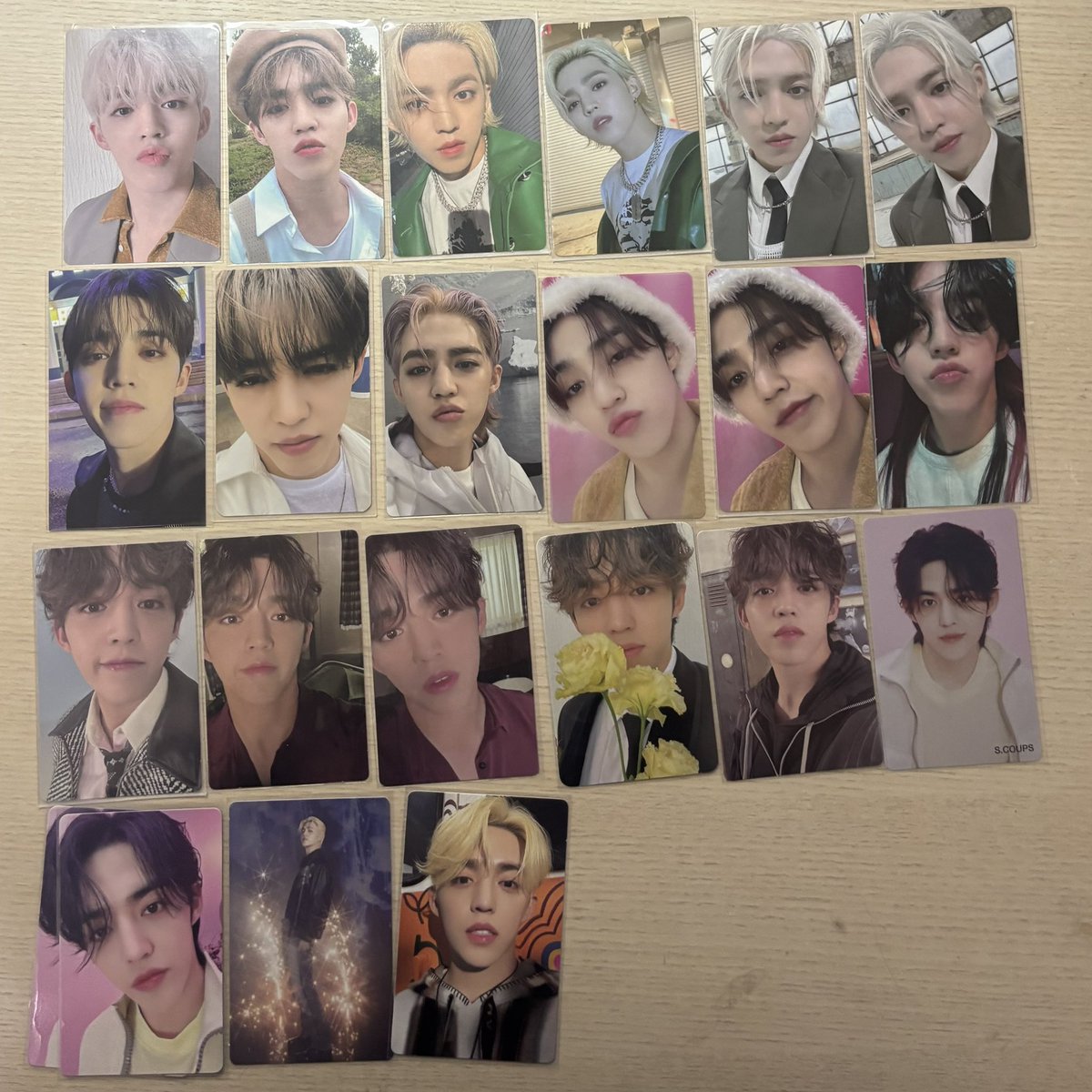 _x_rina_'s tweet photo. seventeen トレカ 交換 過去 買取 イルコン ソウルコン チェキ アルバム 特典

譲 画像 エスクプス ジョンハン ジョシュア

求 ジョンハン ホシ

※特典、日本アルバム、セルカ優先 https://t.co/n3SlDBXzIo
