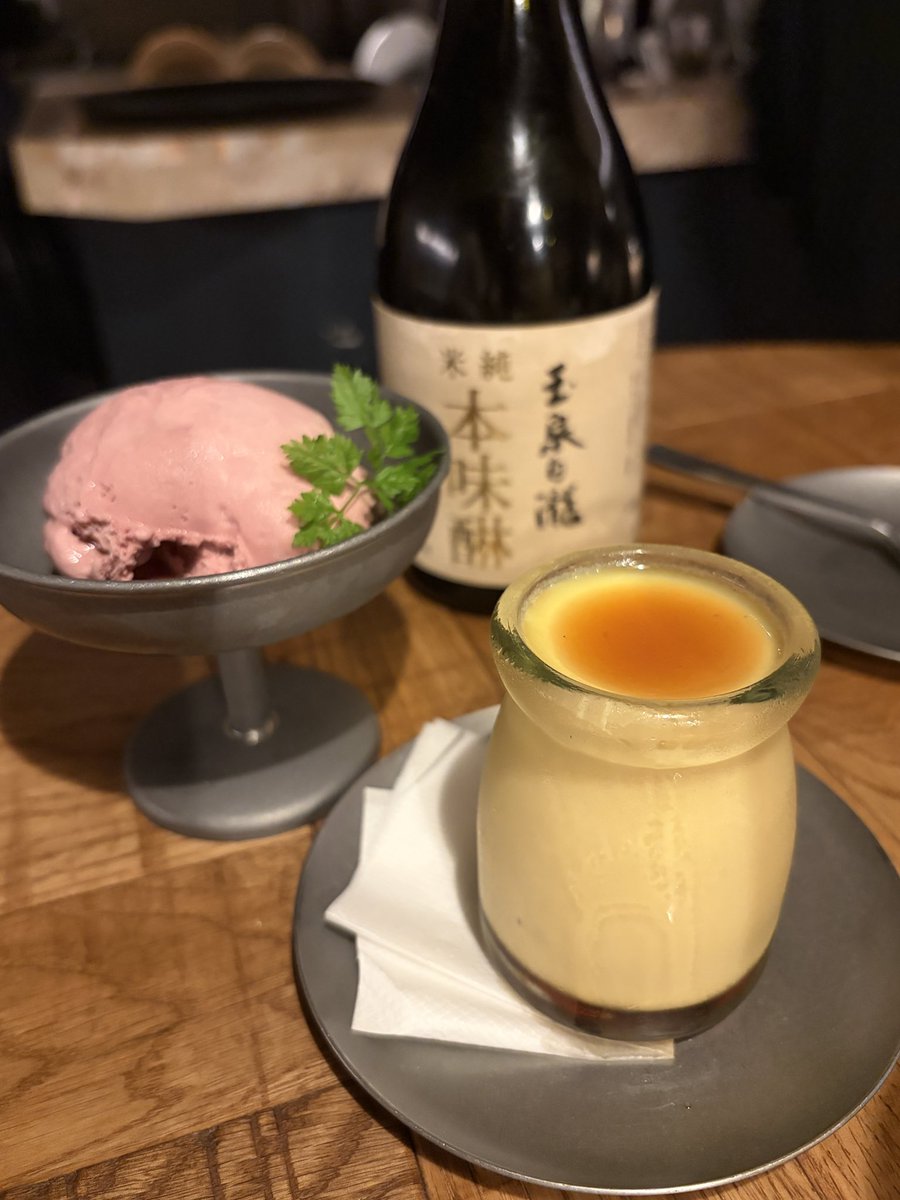 mone_guri's tweet photo. 昨日は中学時代の友達が東京に遊びに来たから新宿の美味しいお店に行ってきた🍽
幸だった♡♡ https://t.co/d34GvwKOv3