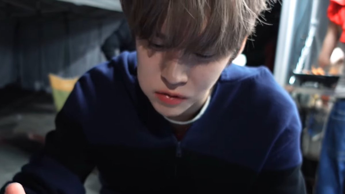 beenforseok's tweet photo. สกุชชี่ควีนพีช https://t.co/ql9T4QbURs