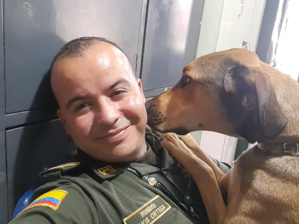ElvisAOrtega's tweet photo. Señor Alcalde le agradezco mucho por la gestios, hace un año me pensione y cuando me dieron la noticia 😞 casi lloro. Dios lo bendiga 🙏🏼 y le siga cuidando ese corazón ❤️ tan grande que tiene. Saludos a mi MY Almazara. 🫡🫡🫡
@FicoGutierrez https://t.co/o0jtg5KOPq