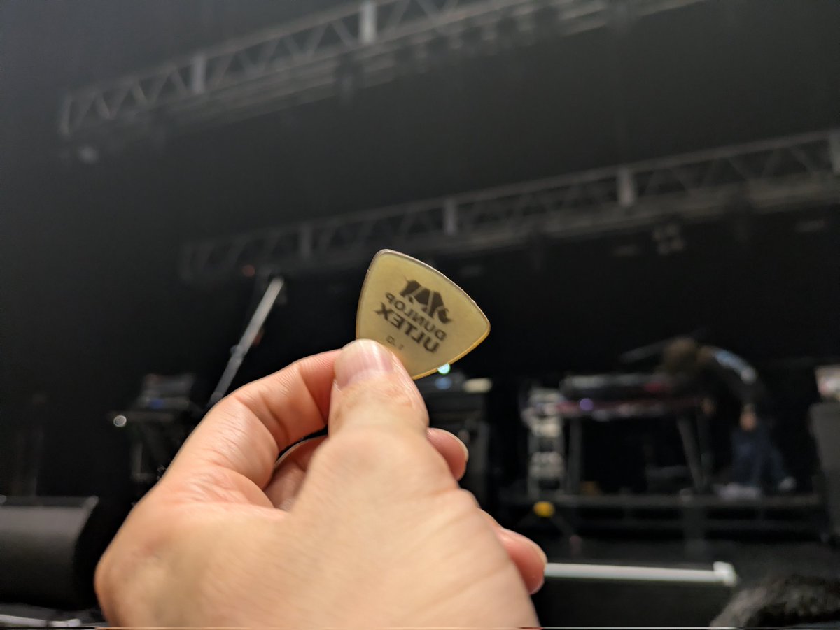 marumarumaru63's tweet photo. やっぱハイエイタスはコレでしょ!
轟音回帰ツアーアツすぎた!
ただ暴れるだけでなく
静と動のバランスがサイコーだった!
特に3rdが1番好きなのでアコギ曲は
全部良かった!
あと地元の星 一葉さんの誕生日
お祝いできて良かった!
またやって!
#theHIATUS
#ハイエイタス
#BackintotheNoise https://t.co/cJ5ZxByhJP