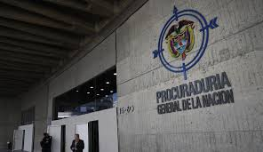 Horadelaverdad's tweet photo. #ENVIVO "El fracaso de la Procuraduría como órgano de control es cada vez más evidente. 

Por eso impulsaré una reforma para eliminar esa entidad y trasladar sus recursos al fortalecimiento de la Rama Judicial, con el fin de reducir la congestión y la demora en los procesos" @Enrique_GomezM 

Escúchenos en:
YT
https://t.co/H0DJ60xYkE