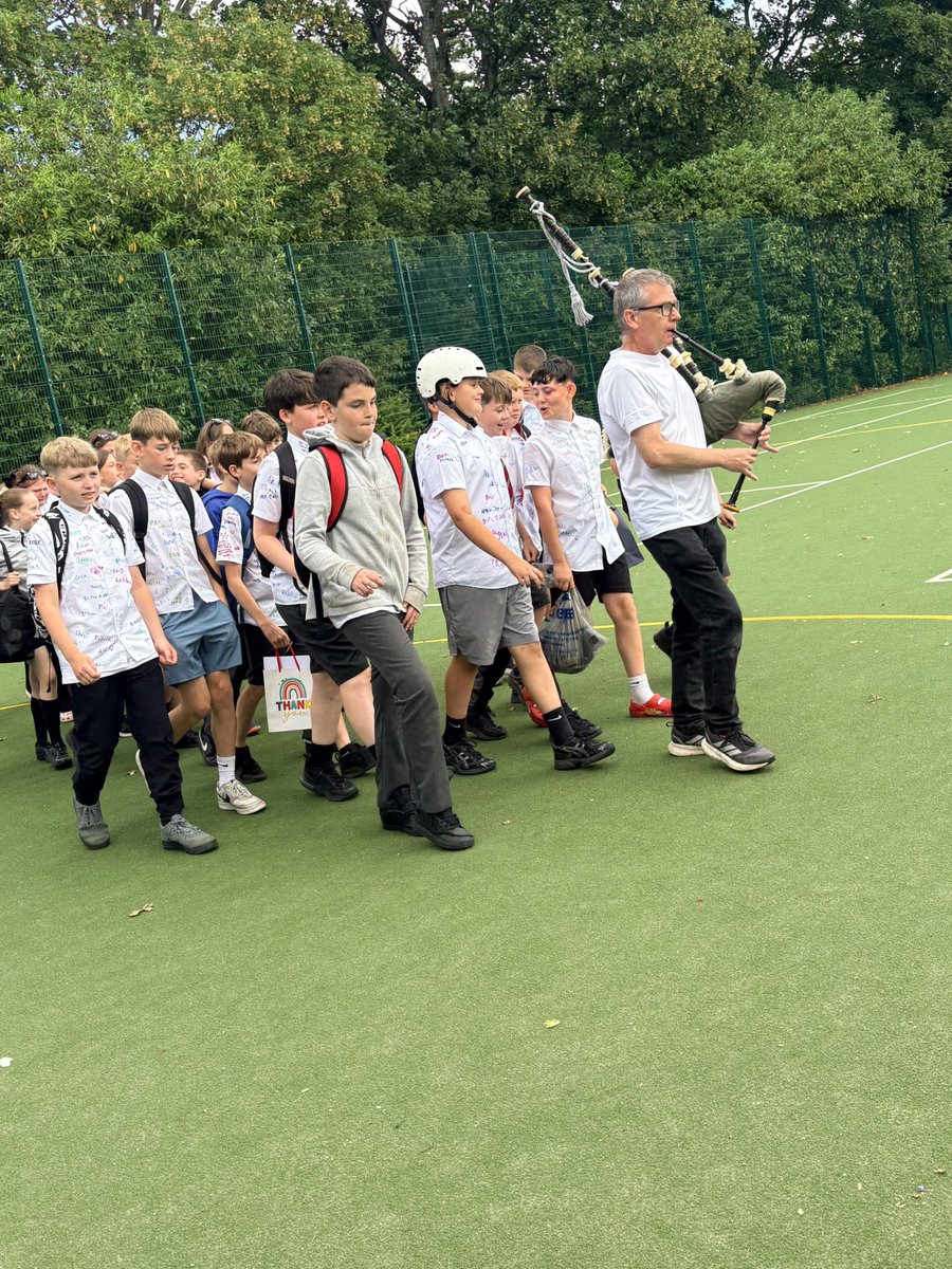 InchturePrimary's tweet photo. We wished our wonderful Primary 7 pupils a fond farewell as they embark on their next step in their education journey. Sending them all the luck in the world when they transition to secondary school in August #TeamInchture https://t.co/17EXjC11sC