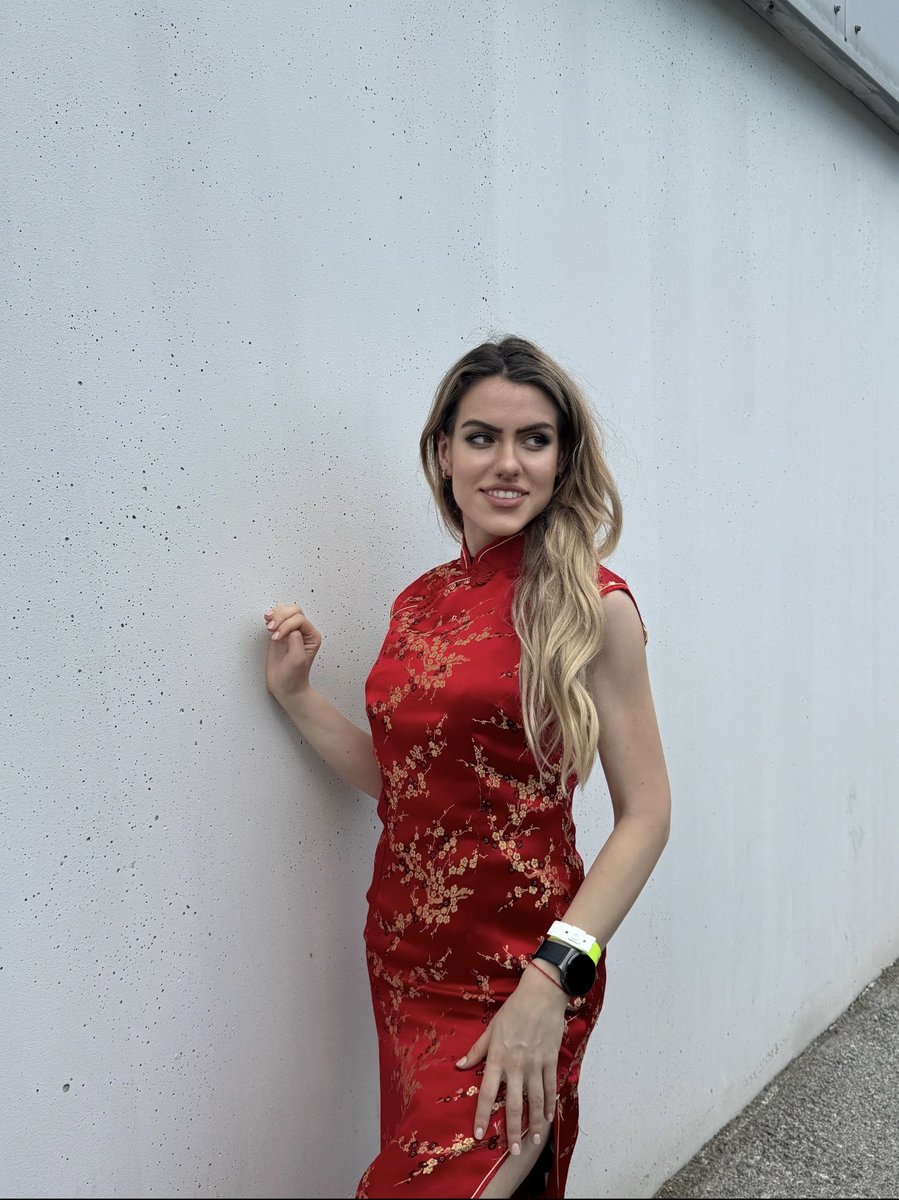 lovlyriattv's tweet photo. From last year’s comic con, can’t wait for this year 🥹❤️ https://t.co/kGc3nDuNeQ