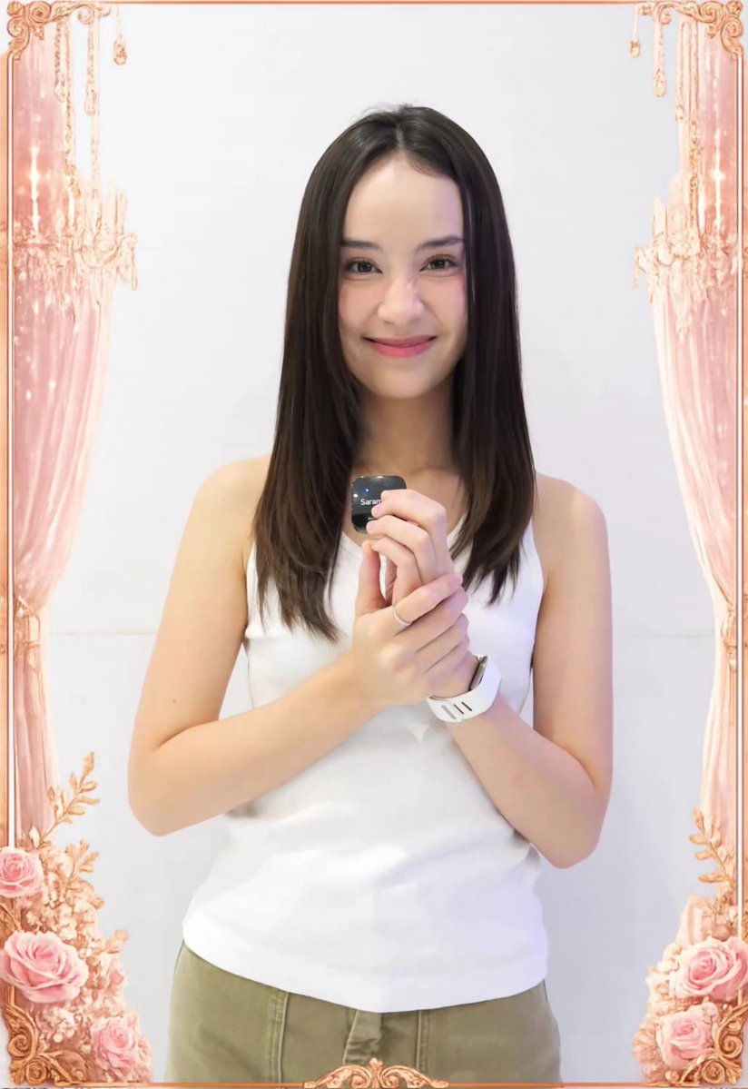 elfsles's tweet photo. Jayna with long straight black hair and that crinkly-nose smile is truly unmatched forever, her fresh and pure youthful vibe is off the charts😍

#aangelinaass https://t.co/ZJr0fNPiwg