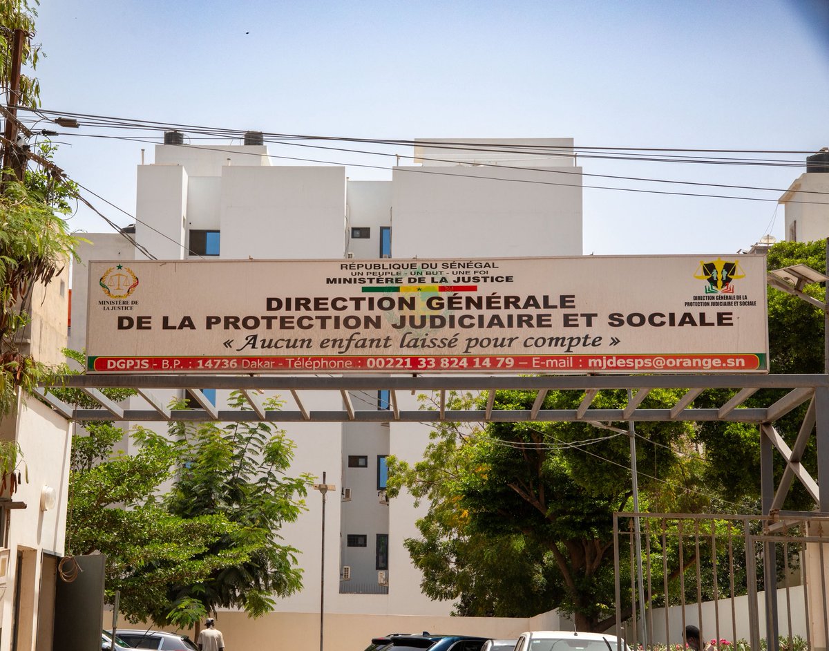 SenegalFsn's tweet photo. 𝗟𝗲 𝗙𝗦𝗡 𝗲𝗻 𝘃𝗶𝘀𝗶𝘁𝗲 𝗮𝘂 𝗖𝗲𝗻𝘁𝗿𝗲 𝗱𝗲 𝗣𝗿𝗲𝗺𝗶𝗲𝗿 𝗔𝗰𝗰𝘂𝗲𝗶𝗹 (𝗖𝗣𝗔) 𝗱𝗲 𝗗𝗮𝗸𝗮𝗿 https://t.co/ABdoGeFIWp