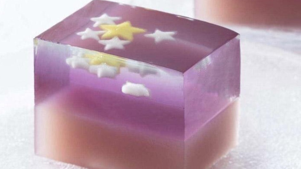 fashionpressnet's tweet photo. 西武池袋本店「七夕スイーツ」集結、“星空や天の川”イメージの和菓子＆ケーキ - https://t.co/6u1pEGeBBm https://t.co/7Y61sdqjyH