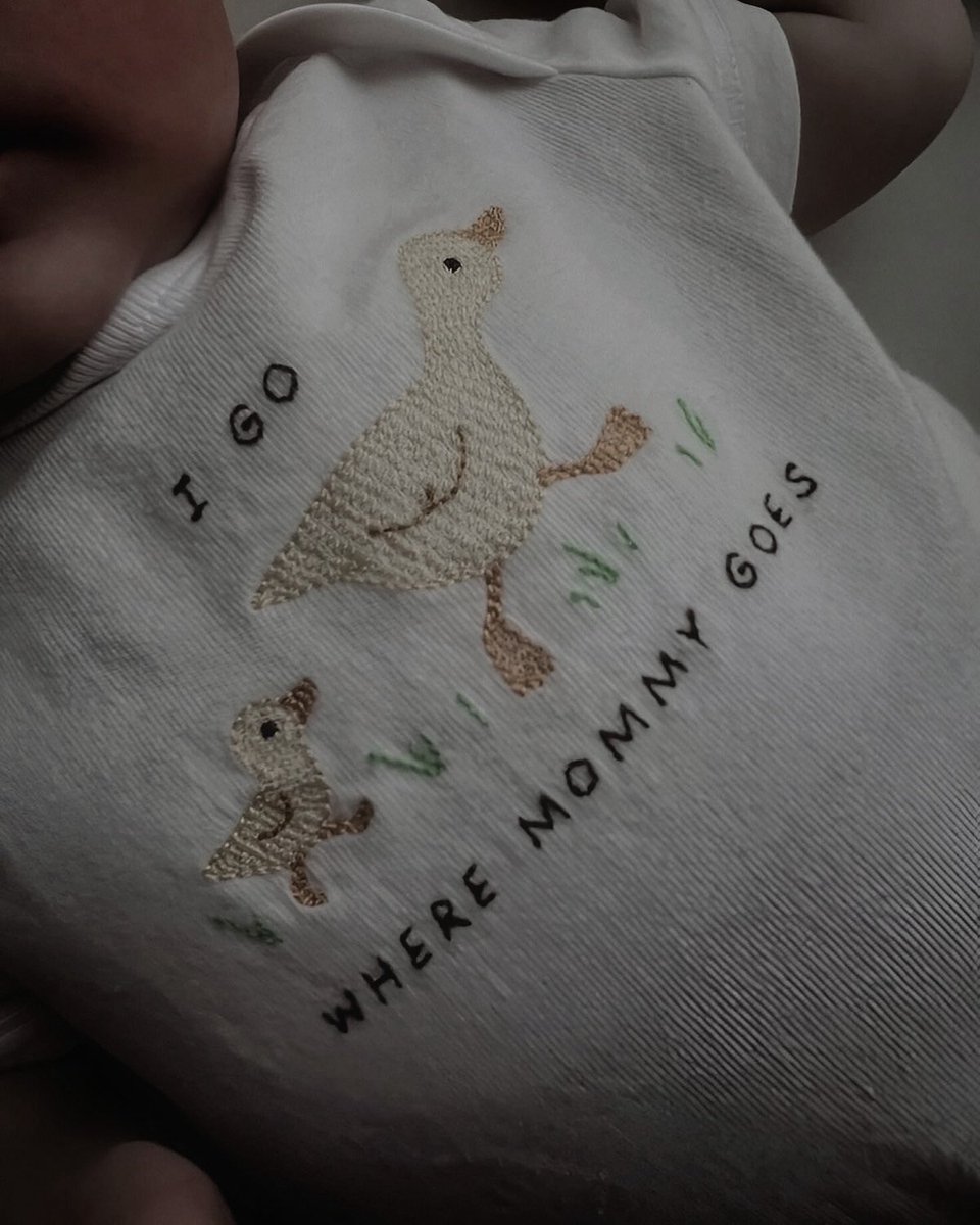 𝐄𝐥𝐥𝐚, 𝘢 𝘣𝘪𝘰́𝘭𝘰𝘨𝘢. 🪼 tweet media