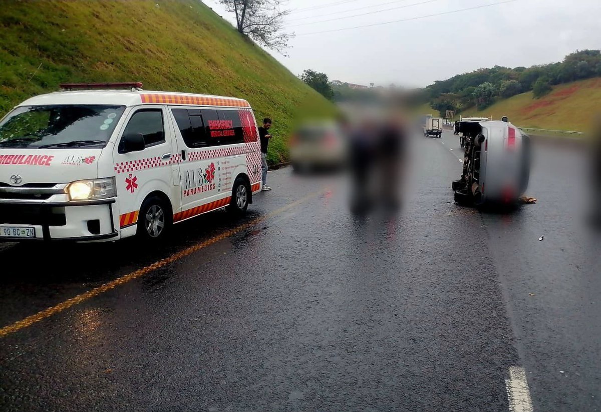 NancyPalien1's tweet photo. 𝗖𝗿𝗮𝘀𝗵 𝗔𝗹𝗲𝗿𝘁
N2 Northbound by M1 Higginson Highway
𝗔𝗟𝗦𝗣𝗮𝗿𝗮𝗺𝗲𝗱𝗶𝗰𝘀 on scene 
14:21 • July 2 https://t.co/bhk4ThVUez