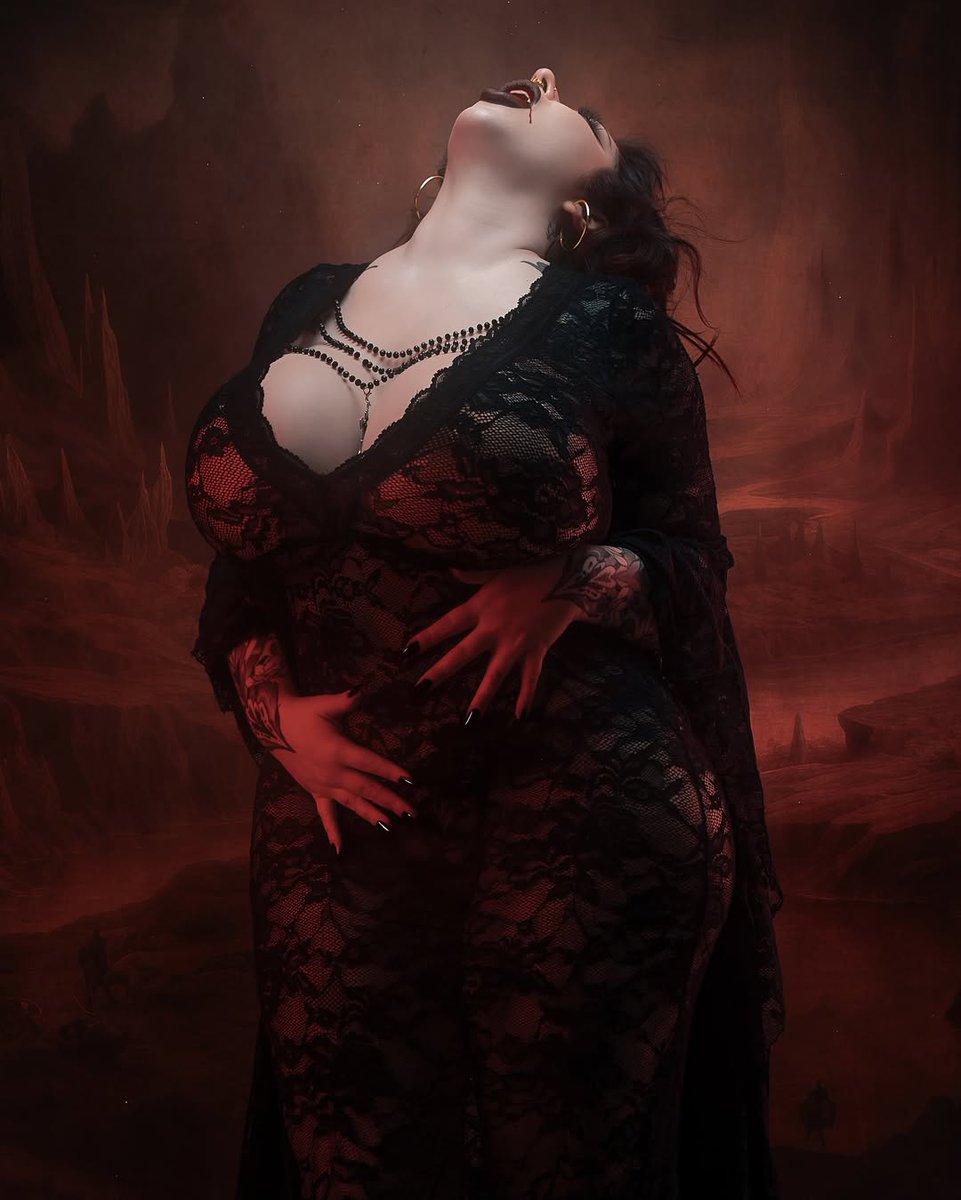 MGhouliette_666's tweet photo. Mommy's out for blood🩸
80% off https://t.co/386D8BfYhS https://t.co/R9RUWBC98c