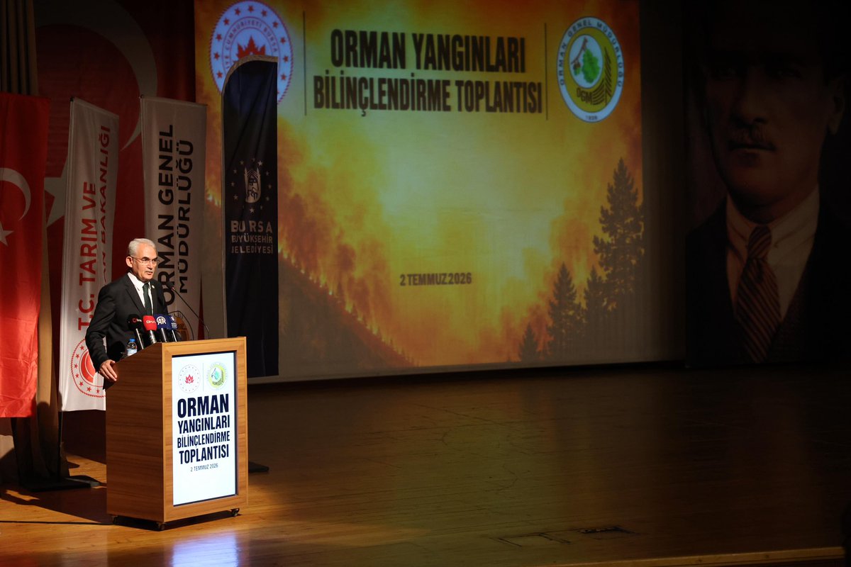 alpertaban16's tweet photo. Orman Genel Müdürümüz Bekir Karacabey’in katılımlarıyla;
📍Orman Yangınları Bilinçlendirme Toplantımızı gerçekleştirdik. 
🔥 Aşırı sıcaklarla birlikte orman yangını riski her geçen gün artıyor.
❌ Ormanlık alanlarda ateş yakmayalım.
❌Anız yakmayalım.
❌Cam şişe ve yangına sebep olabilecek atıkları doğaya bırakmayalım.
❌Duman veya şüpheli bir durum gördüğünüzde 112 Acil Çağrı Merkezi’ni ya da 153 Çözüm Merkezi’ni arayarak bizlere bilgi verebilirsiniz.
✅Hep birlikte tedbirli olalım.