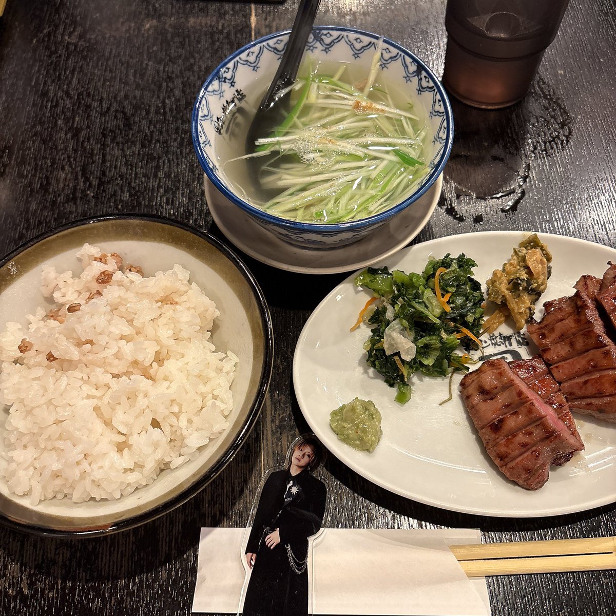 ruu23's tweet photo. 治一郎のクレープも、はらこ飯も、シーラカンスの卵も、牛タンも美味しかったなぁー https://t.co/fcnX60U4w7