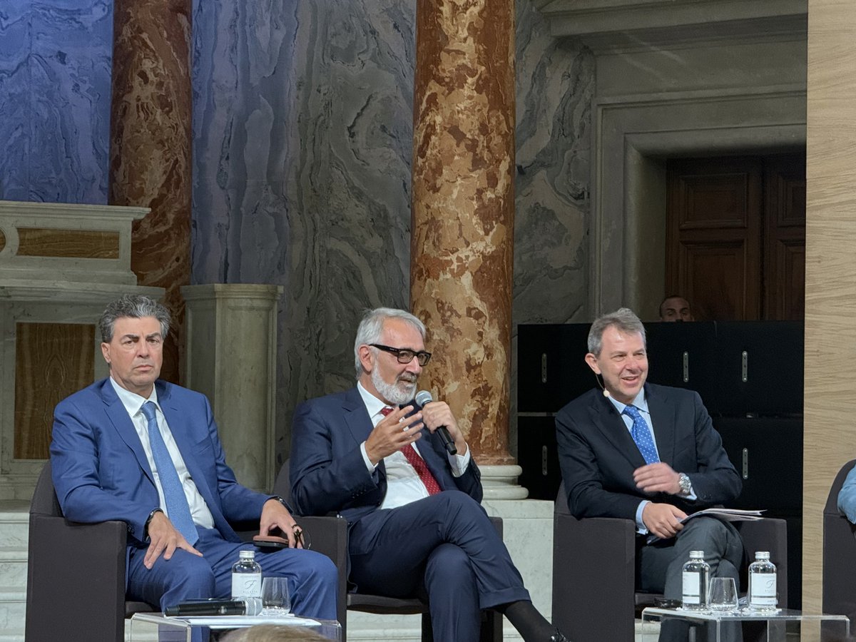 regioni_it's tweet photo. Annual Meeting 2026 di @Confindustria 

🤝Investimenti esteri e territori: un ecosistema unico fatto di imprese, competenze e istituzioni che lavorano insieme.

 🔗 https://t.co/jBr9dugmLm https://t.co/Gulg56z3It