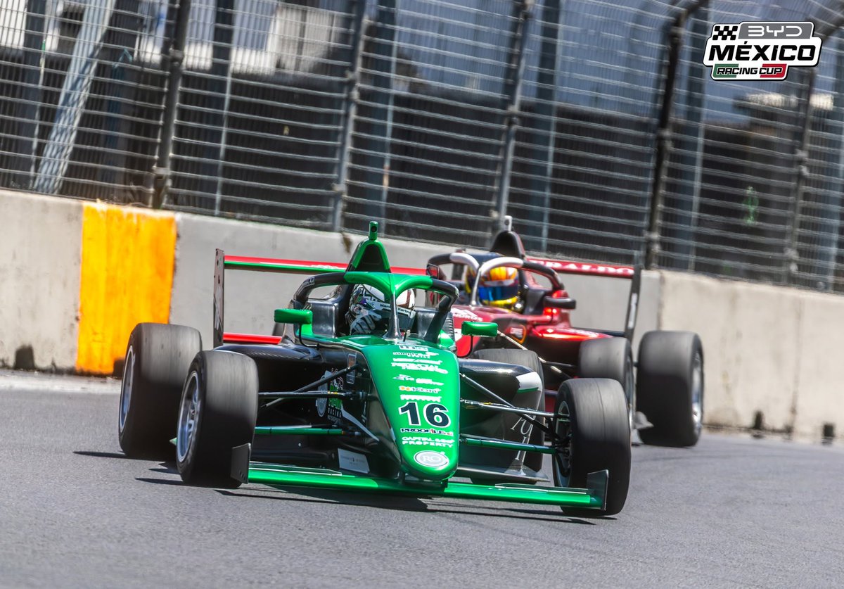 autodromohr's tweet photo. Fernando Rivera del RAM Racing trabajando duro en el Autódromo Hnos. Rodríguez al mando de su F4 NACAM
#bydmexicoracingcup #f4nacam #ramracing https://t.co/8daGrr3nNb