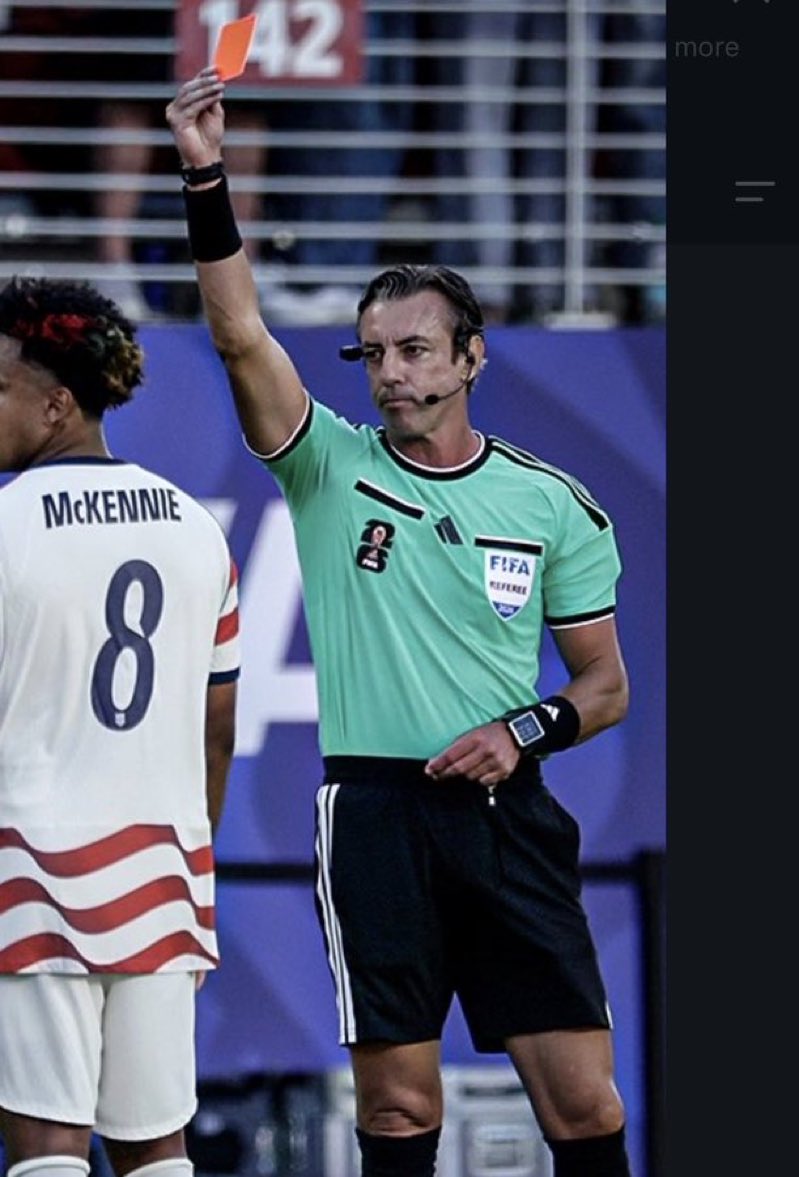 FLBaileyM's tweet photo. @FIFAcom @FIFAWorldCup 

This is NOT a real man’s sport!

Two players battling for control over the ball causes a red card …

While grown men faking injuries is completely acceptable. 

Are you kidding me?

Soccer is not a real sport https://t.co/bJpztvRAqm