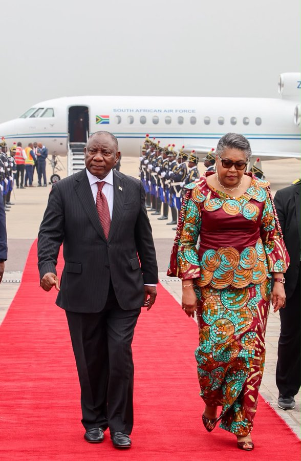 GovernmentZA's tweet photo. His Excellency President Cyril Ramaphosa arrives at N’Djili International Airport in Kinshasa, Democratic Republic of Congo.   #AfricaResponds 🌍 #CapableState #BetterAfricaBetterWorld https://t.co/0keBHNE8XW