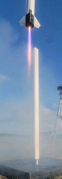 BrazosAerospace's tweet photo. ANDROMEDA HAS LAUNCHED!

Recovery in progress https://t.co/jKngelfG4m