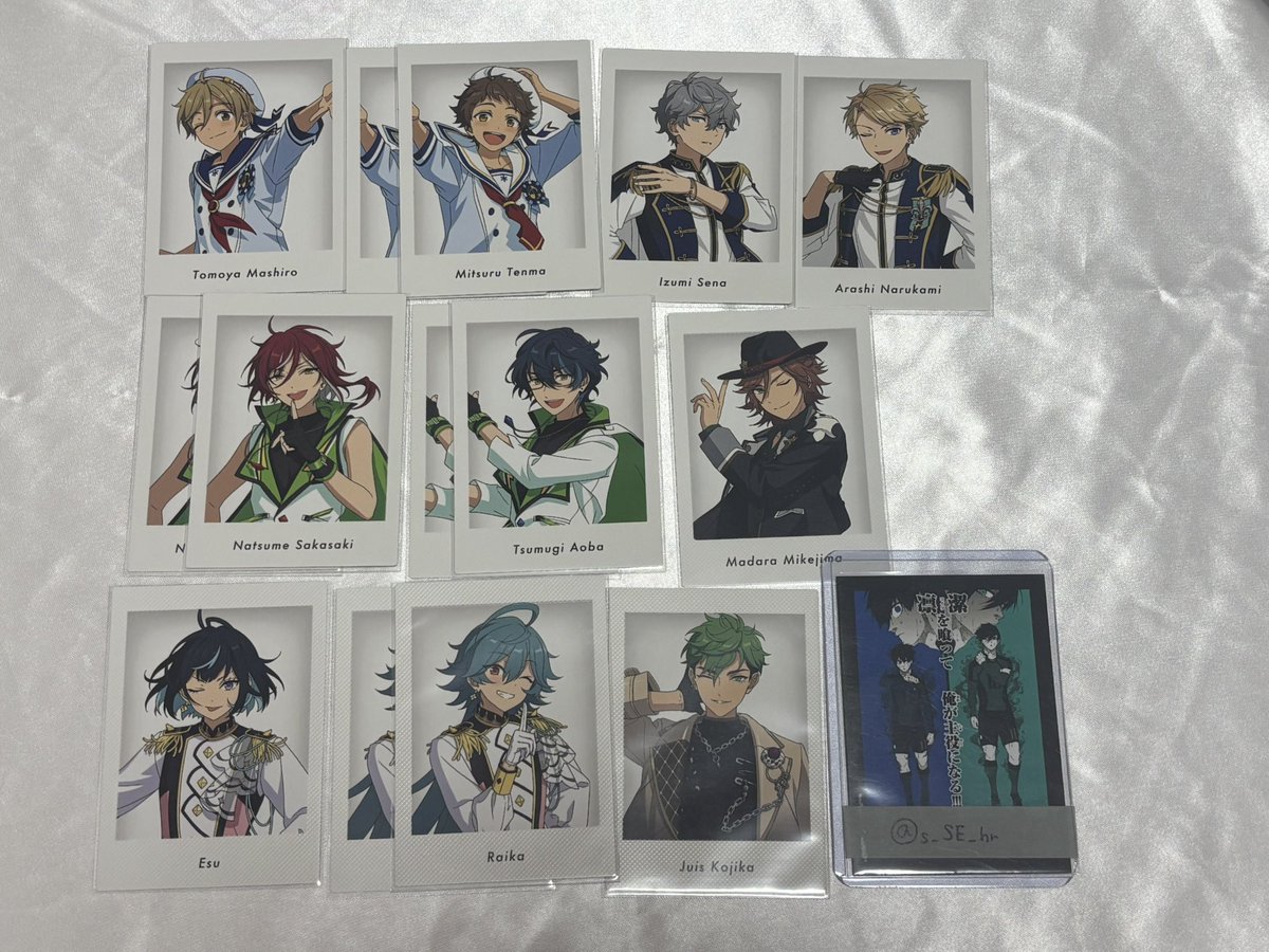 s_SE_hr's tweet photo. 【交換】あんスタ あんさんぶるスターズ ぱしゃっつ 特典
譲）画像参照
求）スバル 凪砂 斑各1＞北斗 凛月＞こはく 舞珠各1（友人分）

郵送での交換を希望しております。ジュイスは舞珠との交換のみ。零薫泉は北斗凛月含む複数交換のみです。お気軽にお声掛けください。 https://t.co/olBHdpmoTk