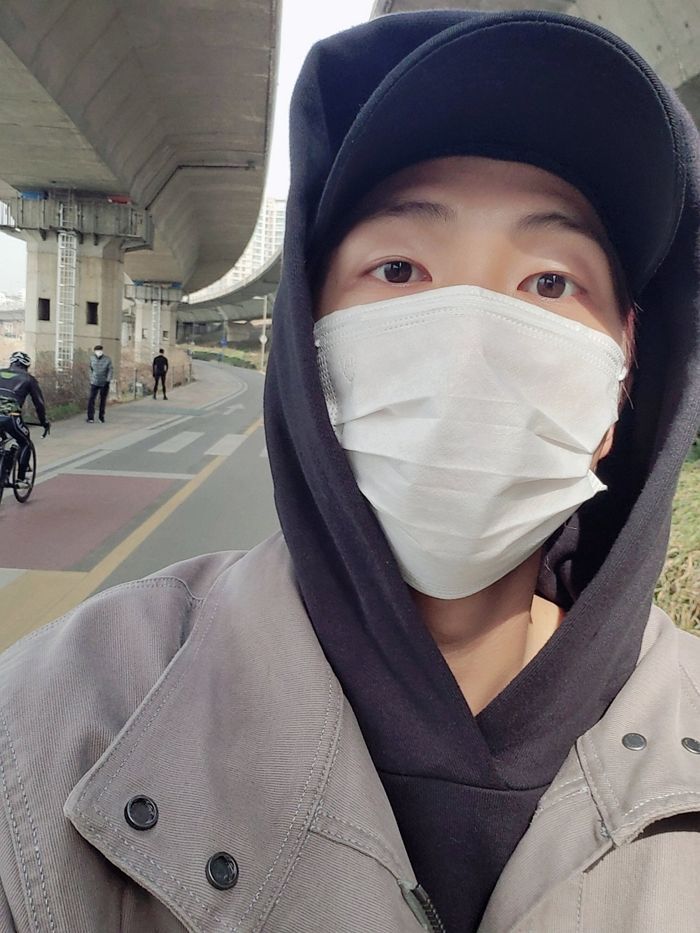 RMMoonchild101's tweet photo. #RMeffect
RM is mentioned in an article about how cycling can improve mental health.
"RM , the leader of BTS , is a representative star who relieves extreme stress and the pain of creation by riding a bicycle in nature. Accordingly, RM has released a self-composed solo song titled 'Bicycle '"
🔗https://t.co/PuGKxNv7kK
#RM #방탄소년단RM #BTSRM #김남준 #Namjoon